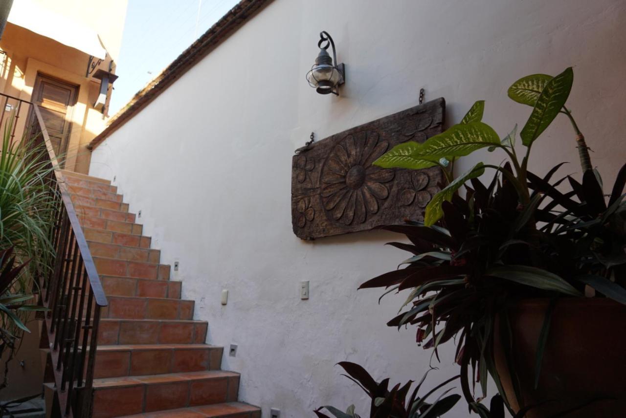 Alojamiento Jalatlaco - Car Rental! Estacionamiento En La Calle Sujeto A Disponibilidad Oaxaca Bagian luar foto